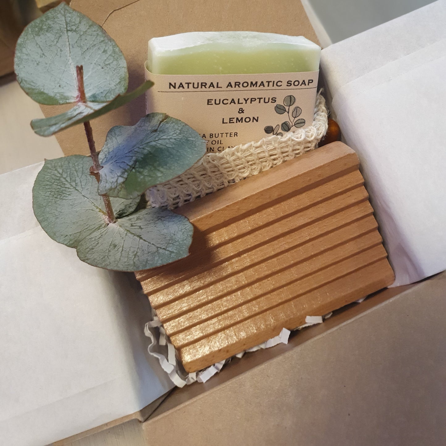 Small Gift Set - Soap with wooden dish & exfoliating pouch