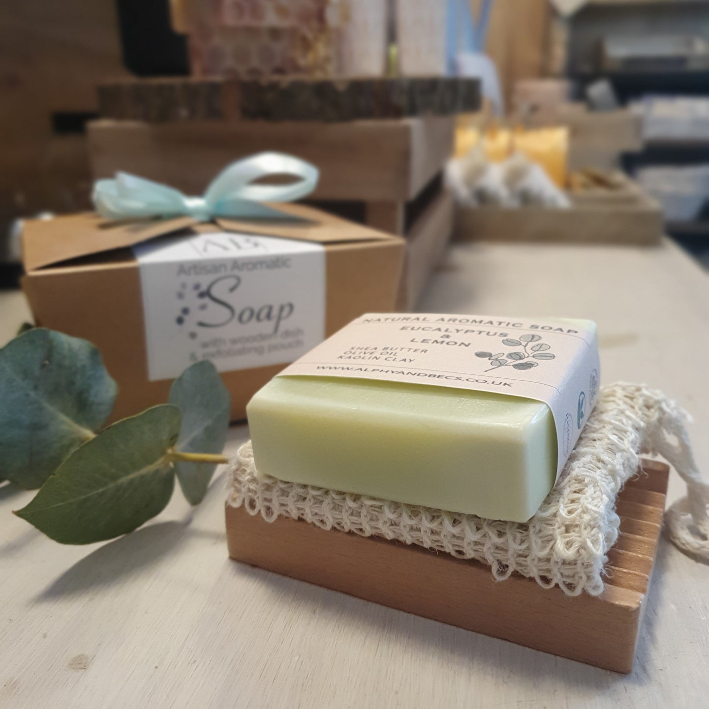 Small Gift Set - Soap with wooden dish & exfoliating pouch