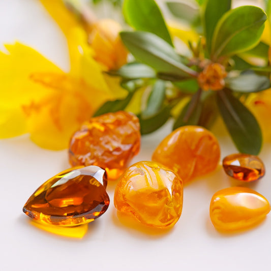 Natural Solid Perfume for Women - AMBER & PATCHOULI